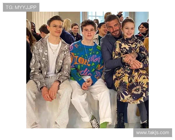 贝嫂携家人助阵迈阿密新主场揭幕 贝嫂携家人助阵迈阿密新主场揭幕